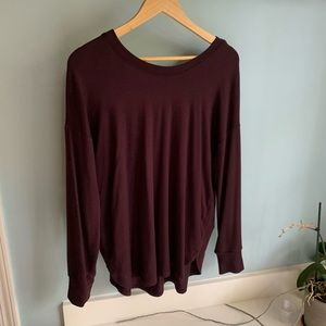 Athleta Top - excellent condition -